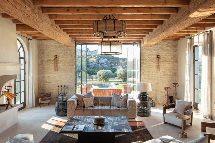 Luxury Holiday Rental with Heated Pool in the Alpilles 2 - La Bastide de Maussane: Villa: Interior