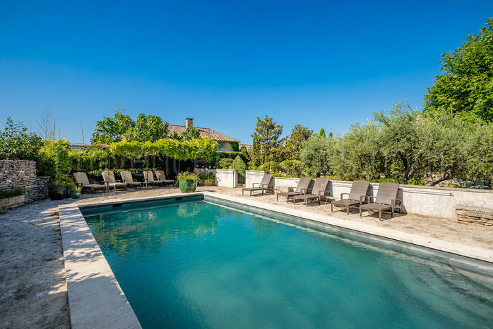 Elegant Holiday Rental with Heated Pool in Cabrières-d'Avignon 2 - Villa Cabrières-d\'Avignon: Villa: Pool