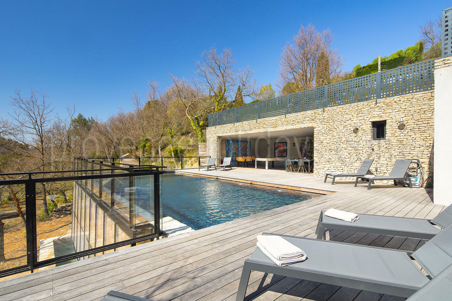 Villa met verwarmd zwembad op minder dan 1 km van Ménerbes 1 - Villa d\'Infinité: Villa: Exterior
