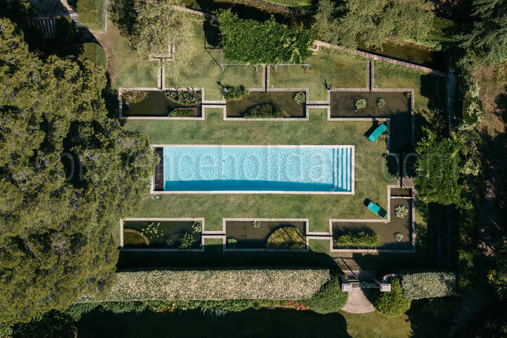 Schitterende villa met verwarmd zwembad in Le Pradet 2 - La Villa du Côte: Villa: Exterior