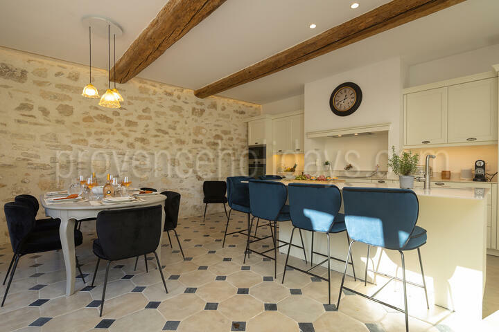 Stunning Property with Heated Pool in Saint-Rémy-de-Provence 3 - Maison Augustin: Villa: Interior
