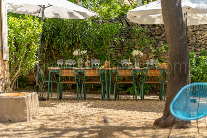 Prachtige Mas Provençal in het hart van de Luberon 2 - Mas des Aires: Villa: Exterior