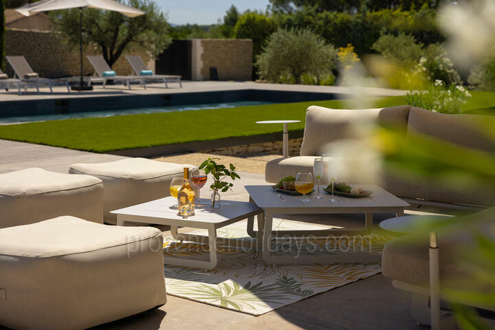 Modern Villa sleeping up to 10 guests in air-conditioned bedrooms, with heated pool 2 - Mas Estelle: Villa: Exterior