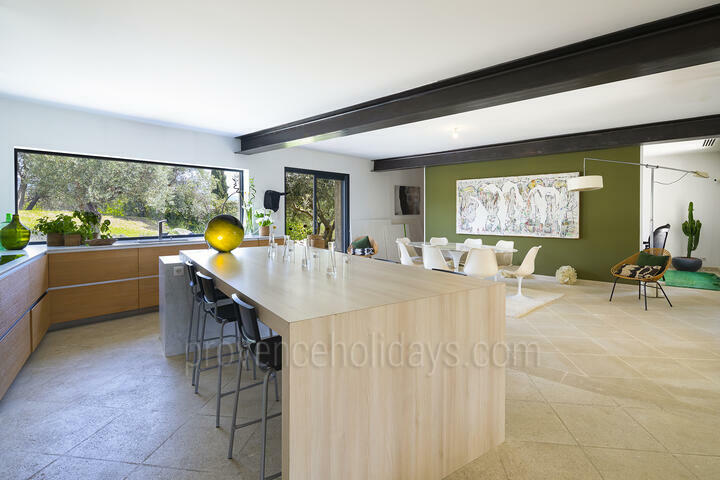 Modern Villa with Air Conditioning 2 - Villa Crillon: Villa: Interior