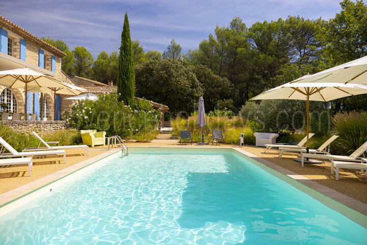 Charming farmhouse with Heated Pool and Guest House 2 - Mas Heyrauds: Villa: Pool