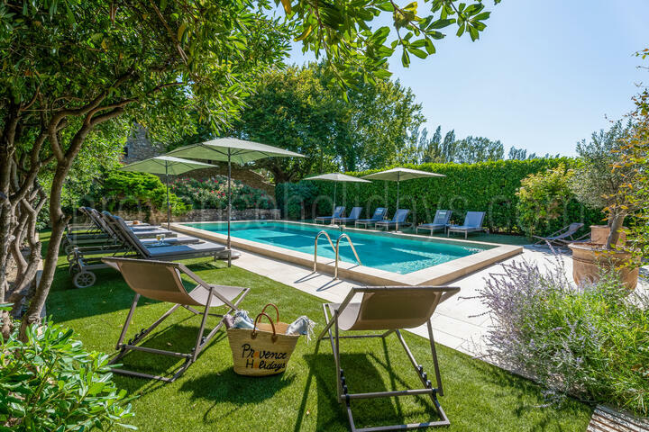 Prachtige Provençaalse Mas aan de rand van Avignon 3 - Le Mas Dürer: Villa: Pool