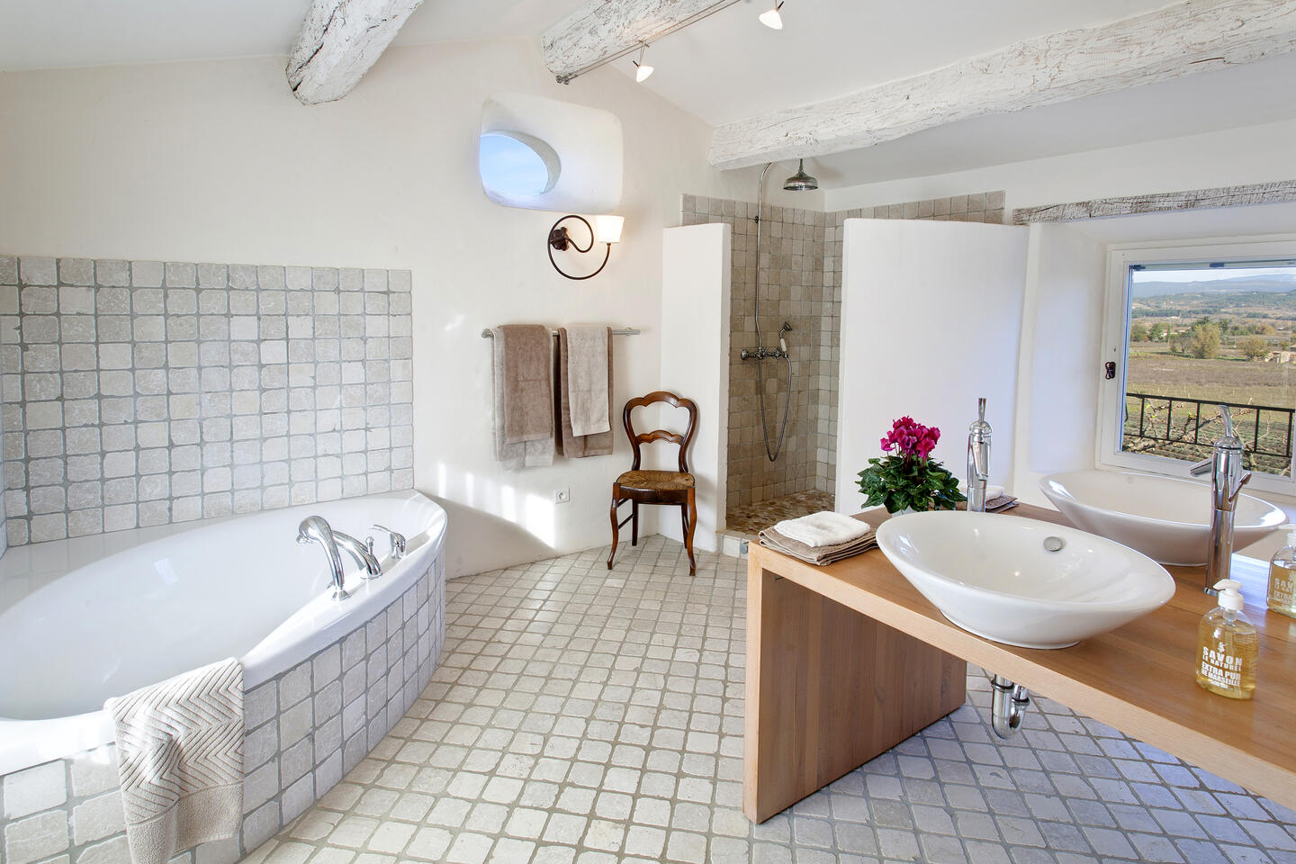 20 - Mas Bonnieux: Villa: Bathroom