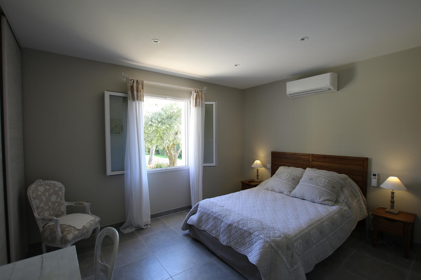16 - Chez Nathalie: Villa: Bedroom