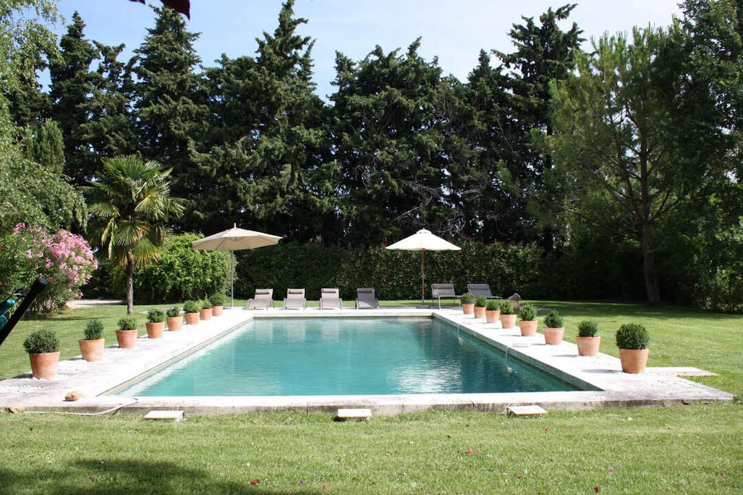 Schönes Anwesen mit privatem Pool in Eygalières 5 - Mas Art et Soleil: Villa: Pool