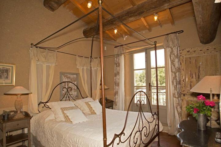 21 - Le Mas des Lavandes: Villa: Bedroom