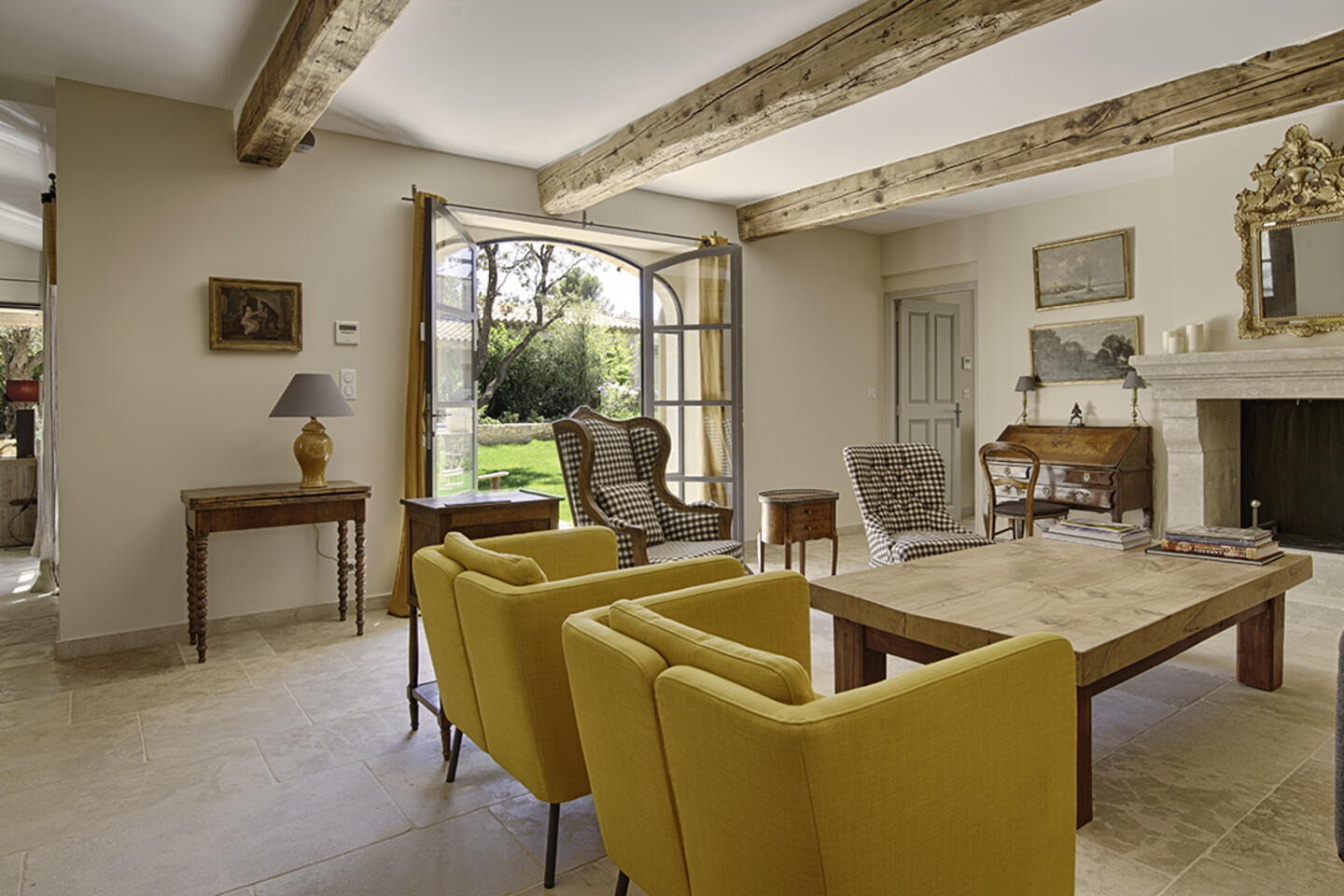18 - Maison Eygalières: Villa: Interior