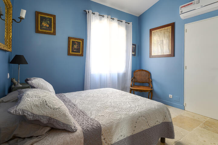 46 - Le Mas des Olives: Villa: Bedroom