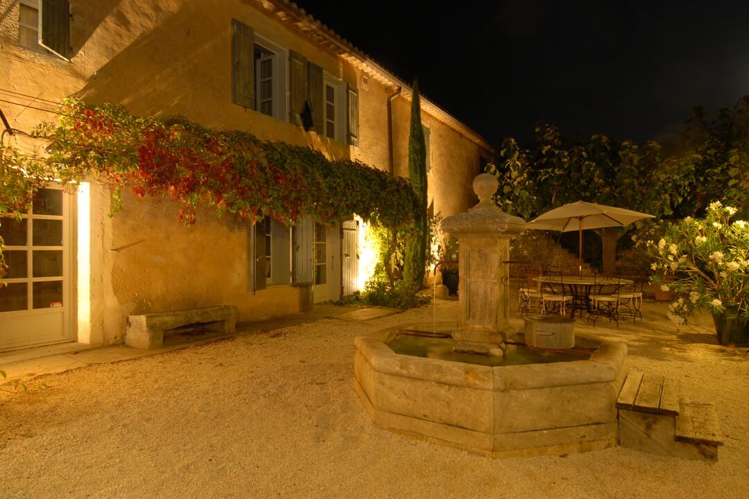 Maison de vacances à Cabrières-d'Avignon 6 - Chez Gaston: Villa: Interior