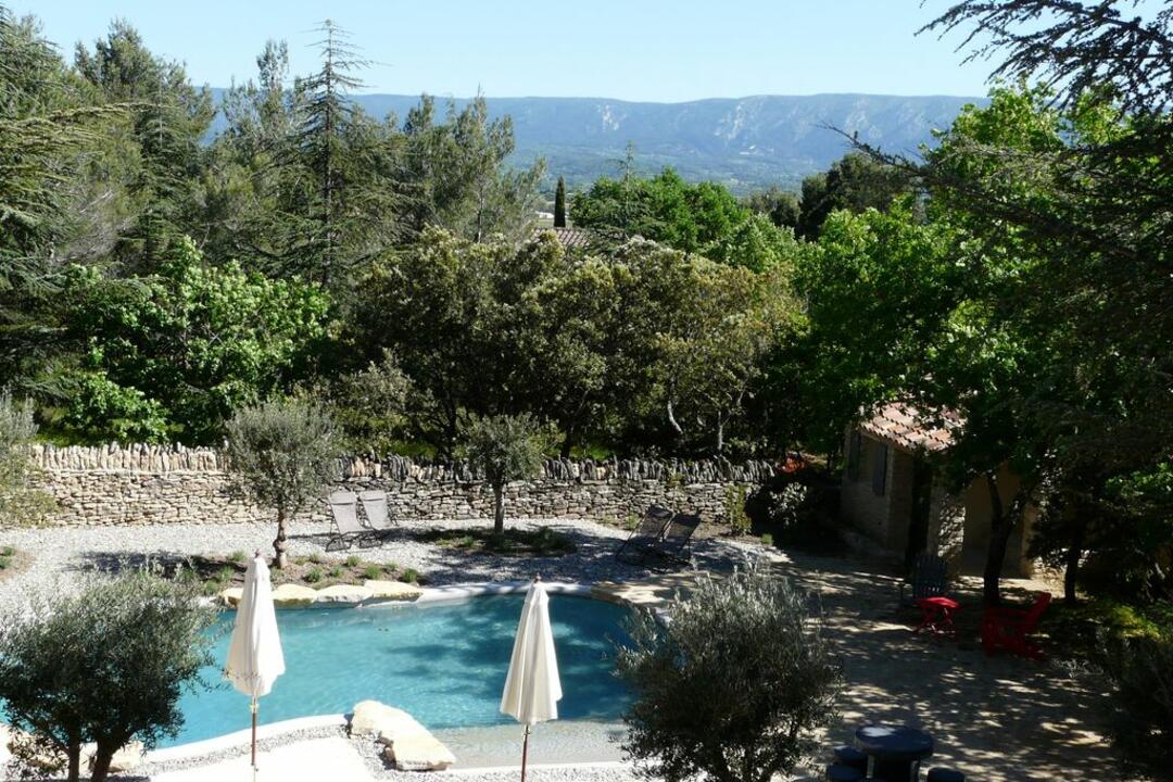 Ferienhaus mit privatem Pool in der Nähe von Gordes 5 - Le Mas des Cigales: Villa: Exterior
