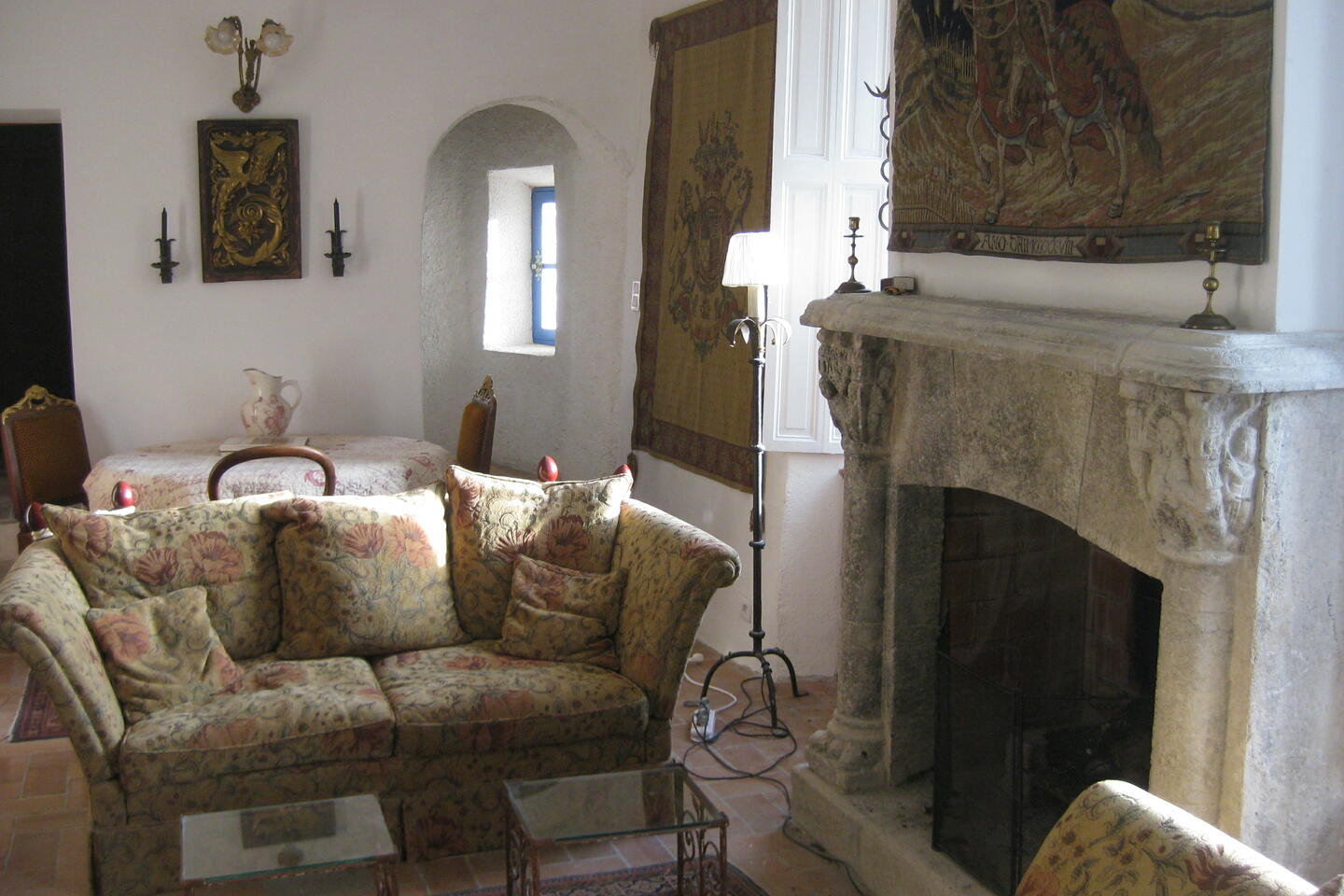 17 - La Maison de Grambois: Villa: Interior