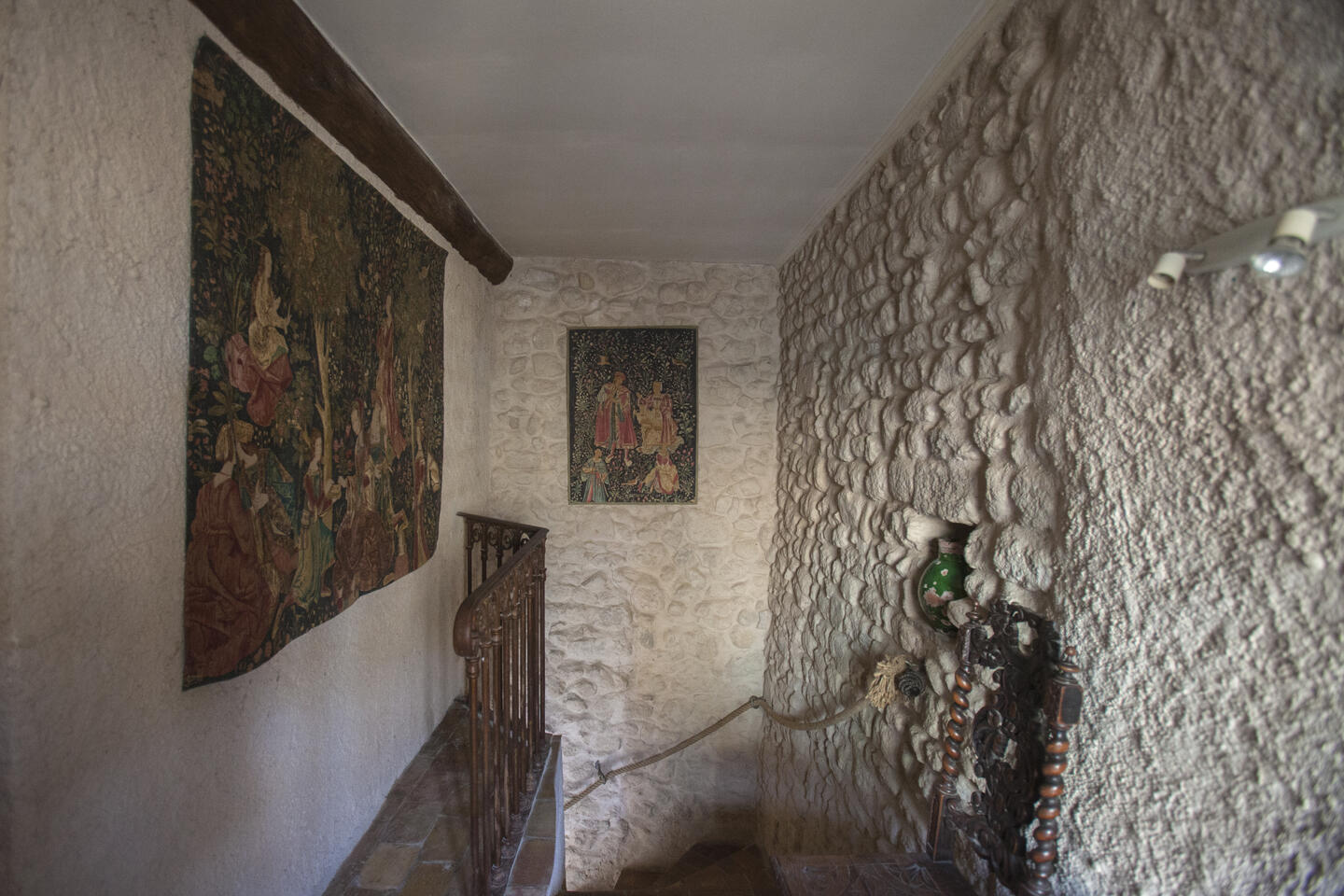 46 - La Maison de Grambois: Villa: Interior