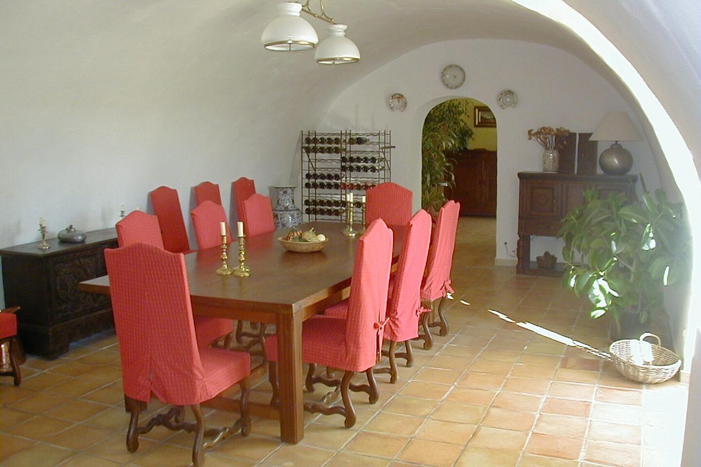 28 - Mas Lambesc: Villa: Interior