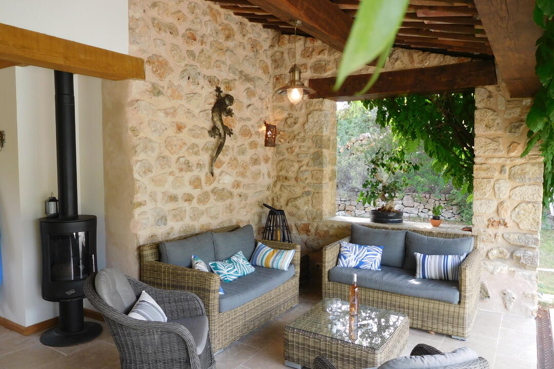 Beautiful Large Stone Bastide with Heated Pool 4 - Mas Lorgues: Villa: Interior
