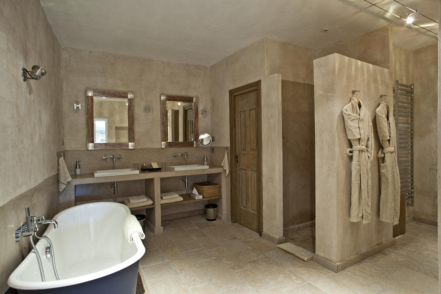 31 - Le Mas à Ménerbes: Villa: Bathroom