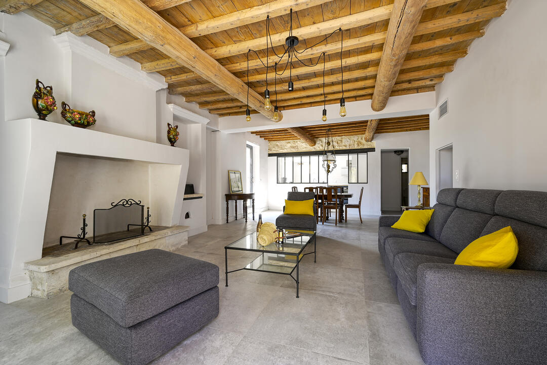 Gerenoveerde Provençaalse boerderij met airconditioning 5 - Mas Alpilles: Villa: Interior