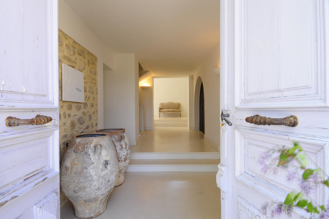 Authentisches provenzalisches Ferienhaus mit Gästehaus 7 - Mas des Anges: Villa: Interior