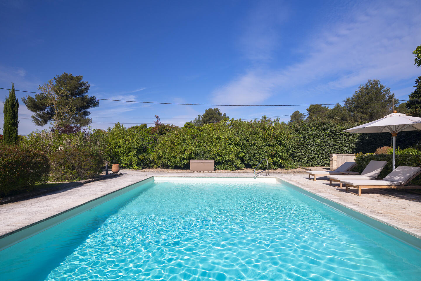 9 - Le Mas de Provence: Villa: Pool