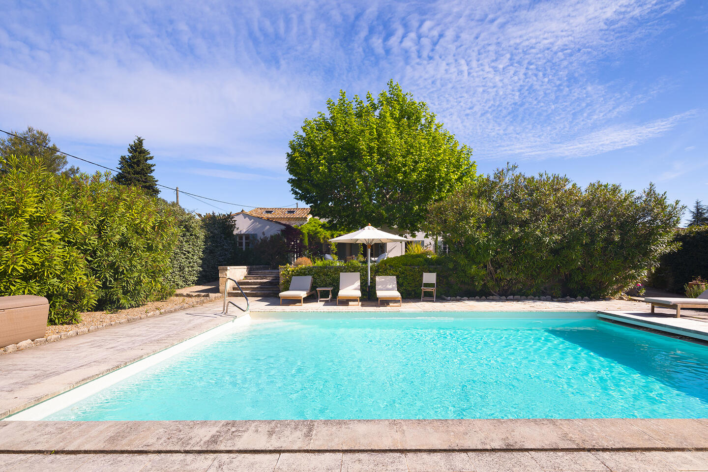 10 - Le Mas de Provence: Villa: Pool