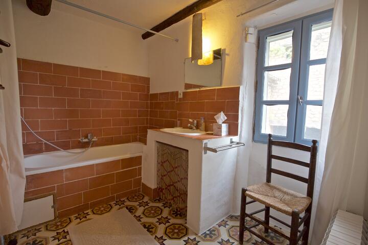 46 - La Ferme du Grand Tilleul: Villa: Bathroom