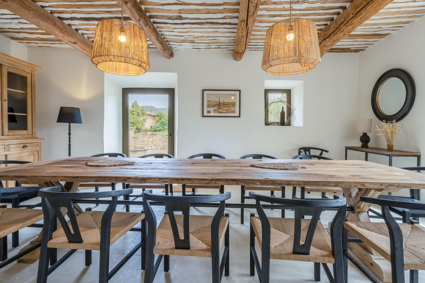 28 - La Bastide des Sources: Villa: Interior - Main Dining Room
