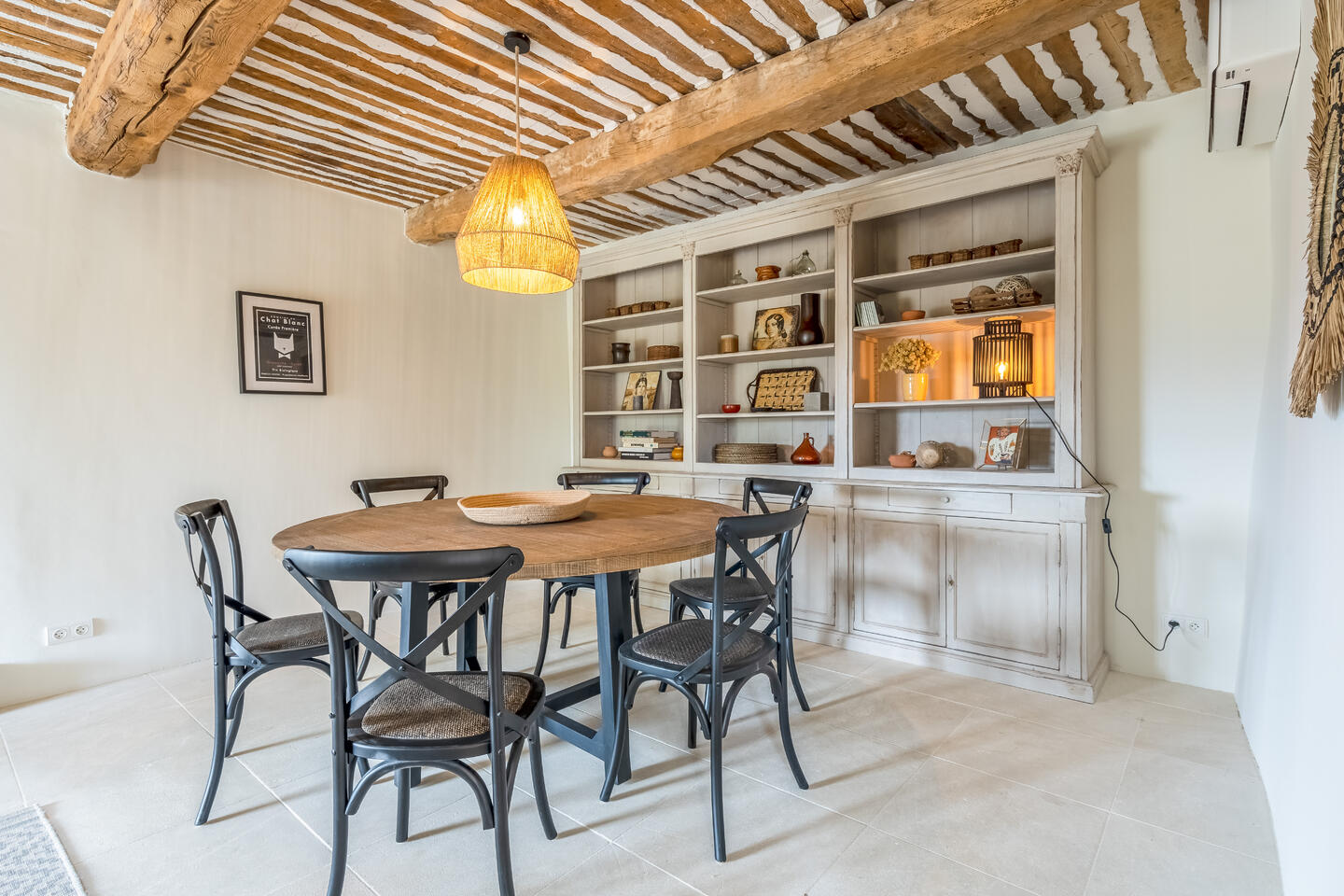 33 - La Bastide des Sources: Villa: Interior - Second dining room