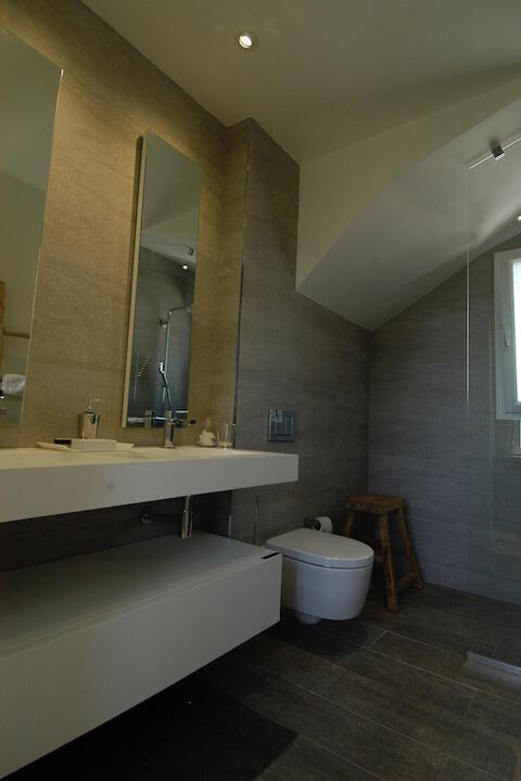 41 - Villa des Pins: Villa: Bathroom
