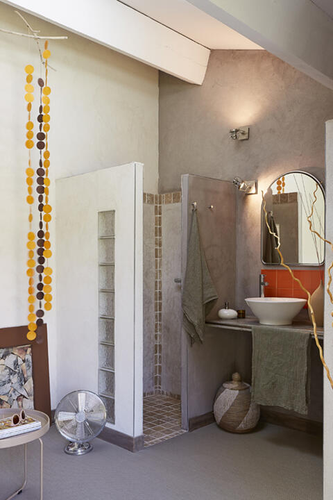 16 - Maison Sarrians: Villa: Bathroom
