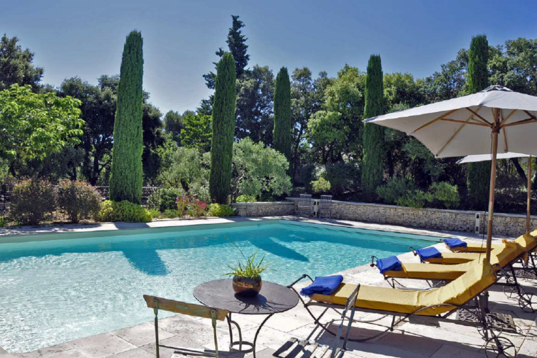 Mas avec piscine chauffée à Eygalières 8 - Mas des Papillons: Villa: Pool