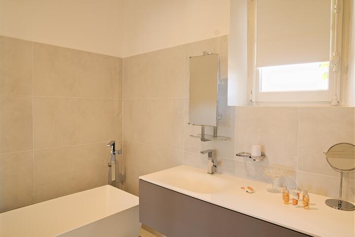 35 - Mas de Claurélie: Villa: Bathroom