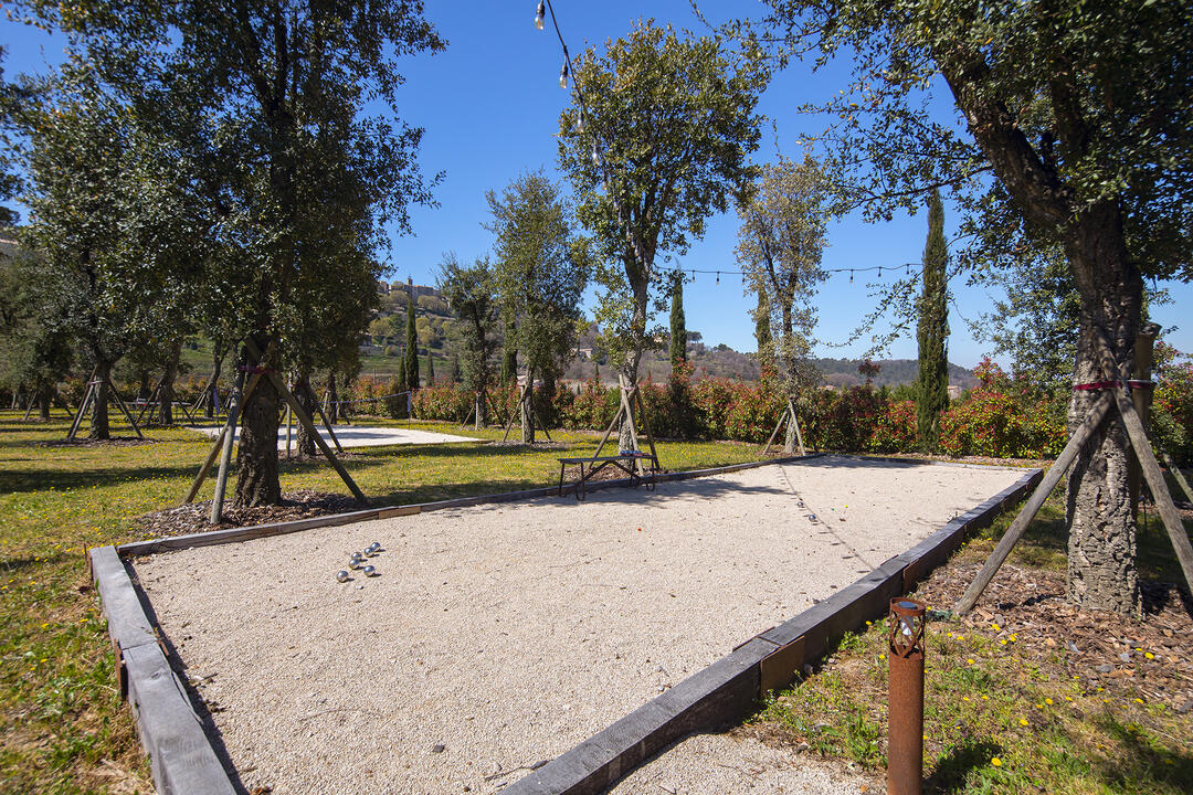 Schönes Bauernhaus mit beheiztem Pool in Ménerbes 6 - Le Mas des Cyprès: Villa: Exterior