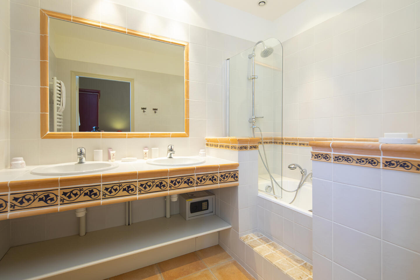 54 - Bastide Lacoste: Villa: Bathroom