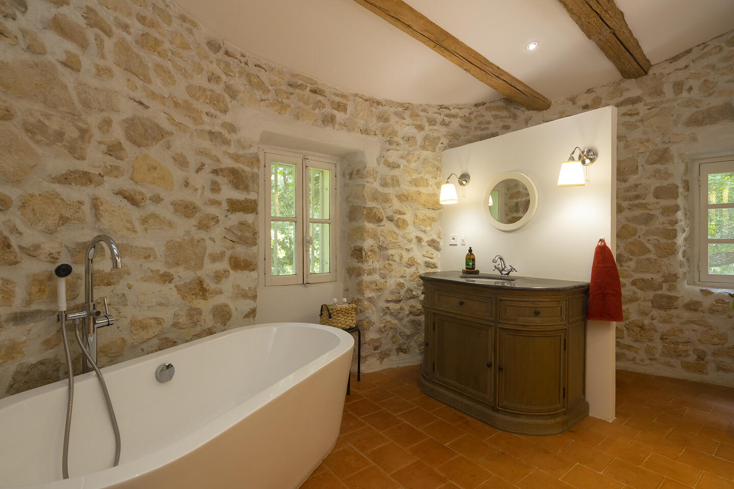 32 - Bastide des Vignes: Villa: Bathroom