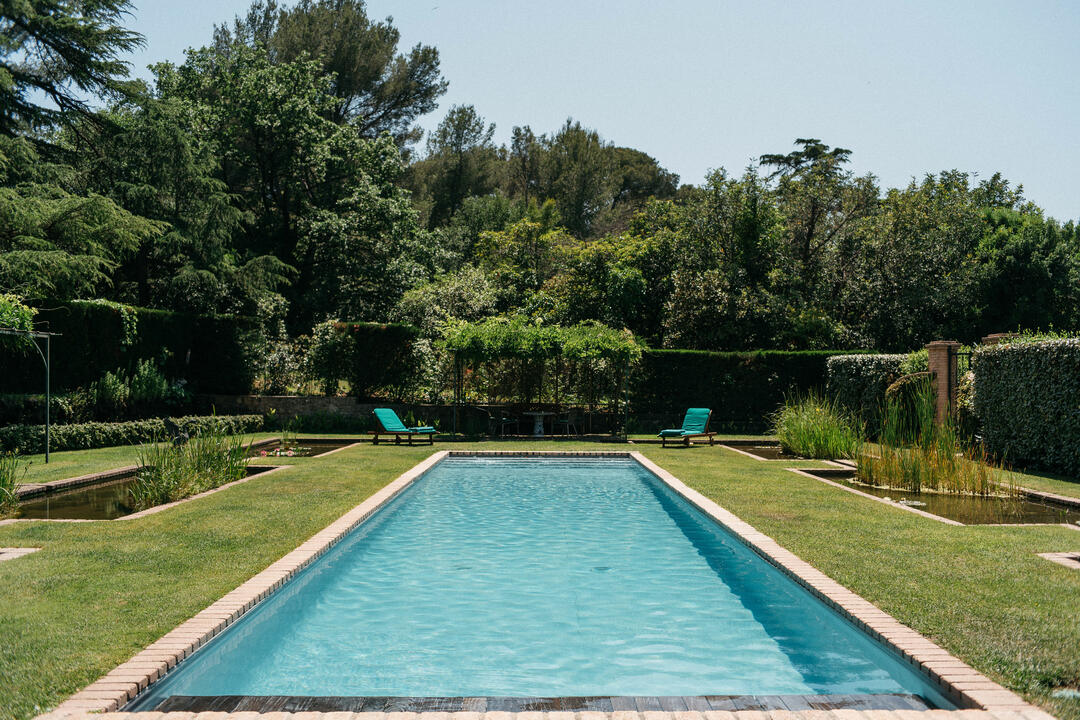 Außergewöhnliches Gut mit Privatstrand in Le Pradet 4 - Le Domaine du Côte: Villa: Pool