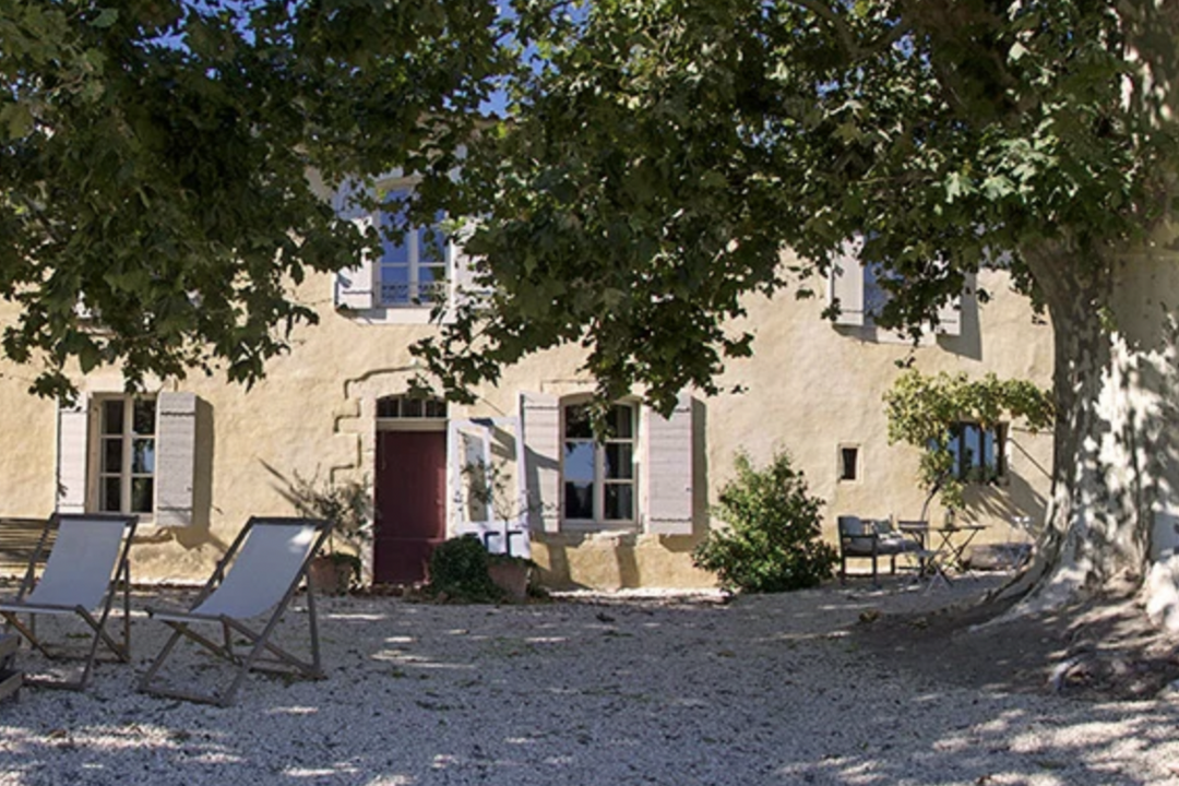 Wunderschönes Bauernhaus mit Infinity-Pool im Luberon 7 - Mas de l\'Orchidée: Villa: Exterior