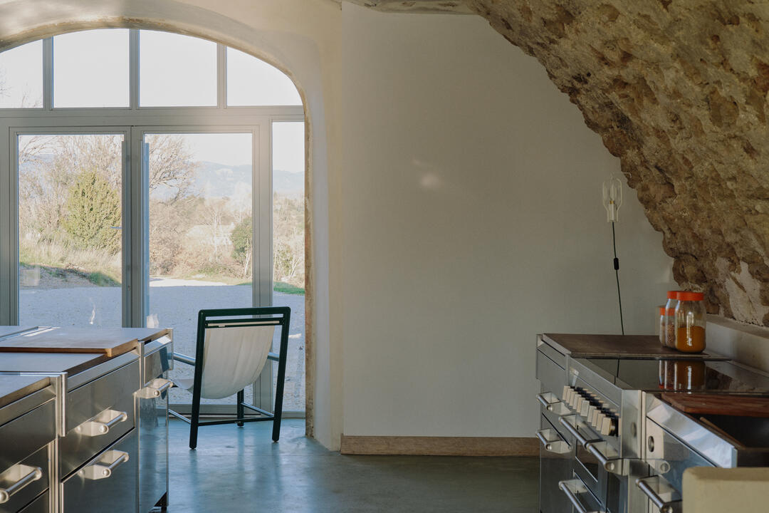 Modernes Designeranwesen mit Panoramablick und Concierge-Service 7 - La Ferme Hi Bride (16): Villa: Interior