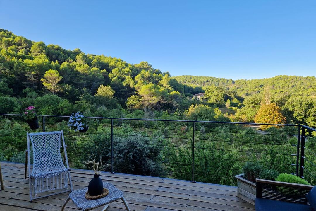 Charming cottages with spa and view on the valley 4 - La Roque sur Pernes: Villa: Exterior - Terrace - Main house