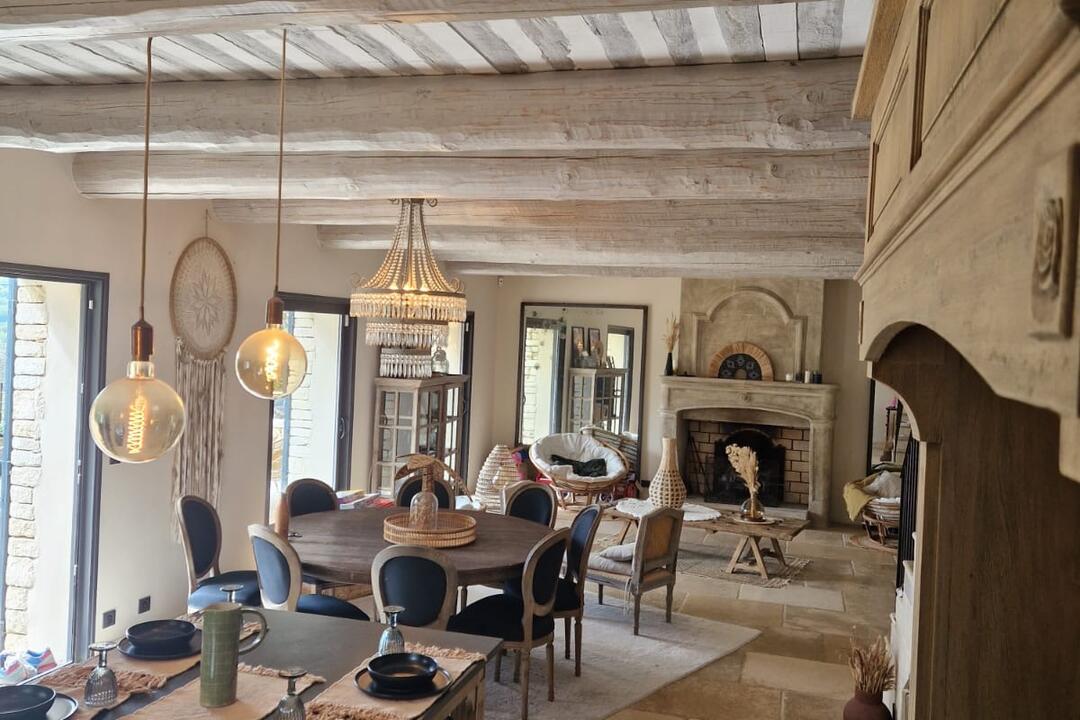 Maisons de charme avec spa et vue sur la vallée 7 - La Roque sur Pernes: Villa: Interior - Salon - Maison Principale