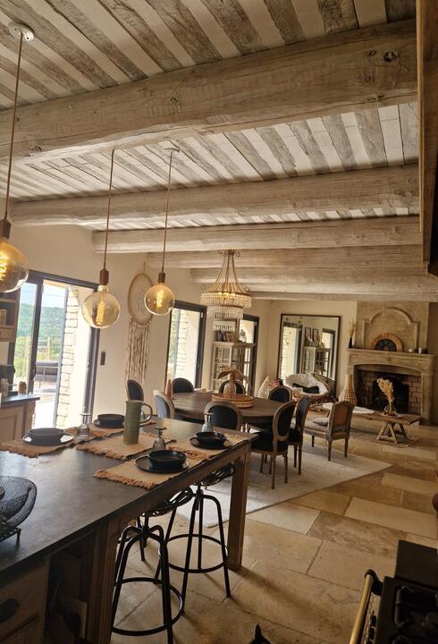 45 - La Roque sur Pernes: Villa: Interior - Living Room - Main House