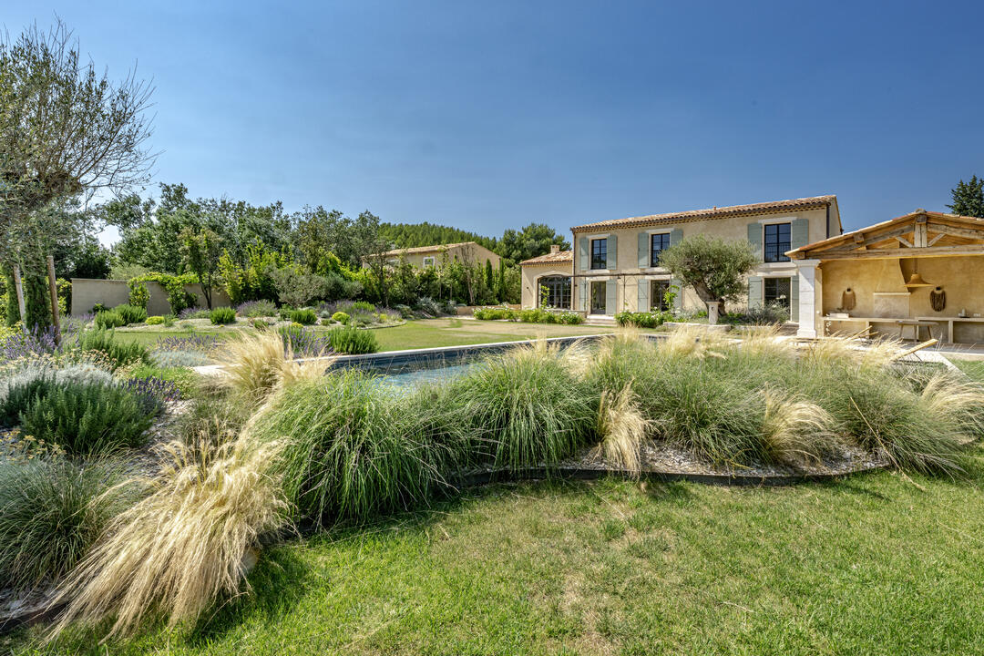 Fantastisches Haus zur Miete in Paradou in der Provence 5 - Villa Rubis: Villa: Exterior