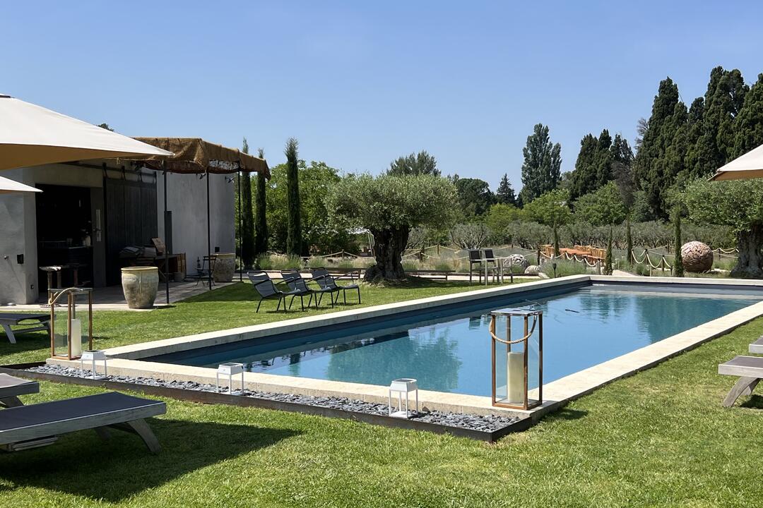 Mas Provençal à louer dans les Alpilles 6 - Maison Eyragues: Villa: Pool