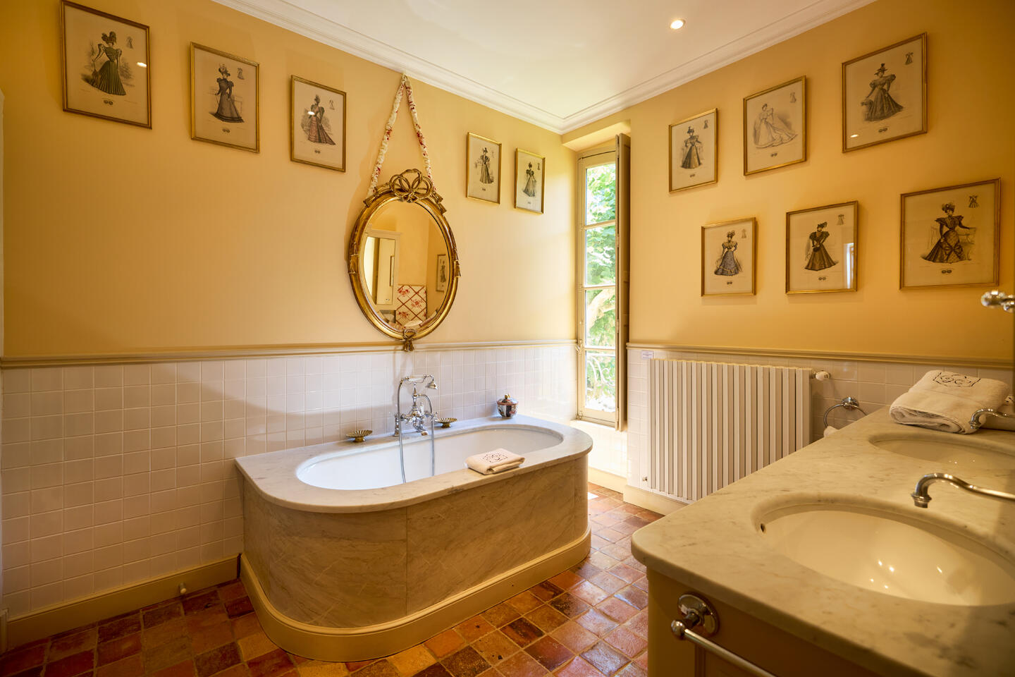 20 - Le Château: Villa: Bathroom