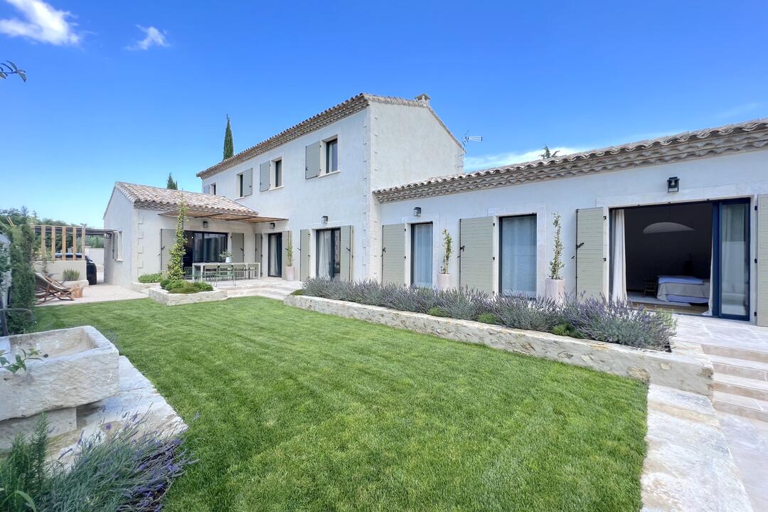 Superb villa to rent in Saint-Rémy-de-Provence 6 - Maison Pegomas: Villa: Exterior
