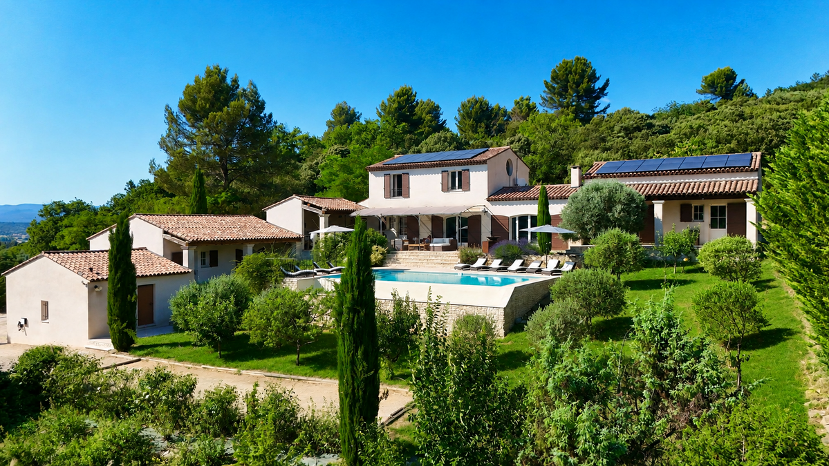 -1 - Villa with a view in Apt: Villa: Exterior