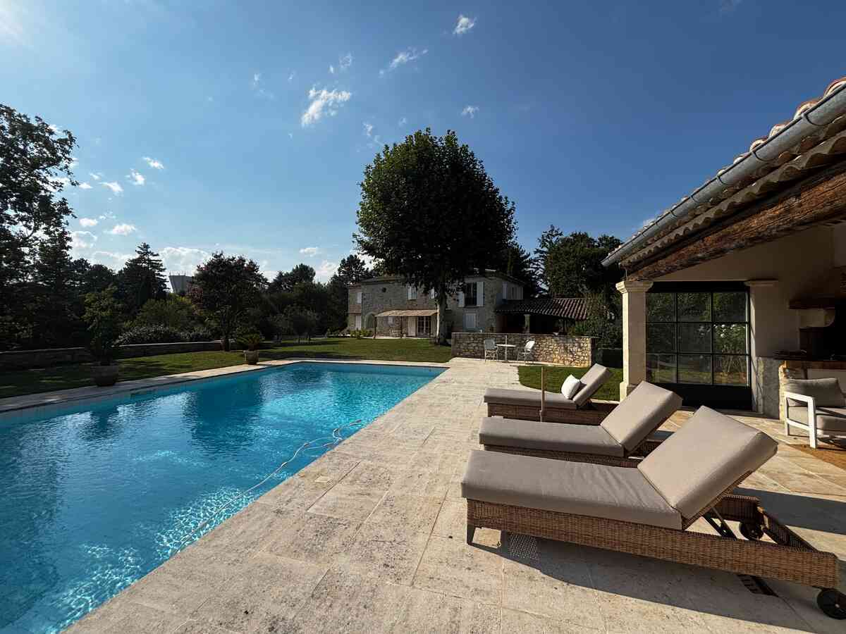 11 - Exceptional, renovated stone farmhouse: Villa: Pool