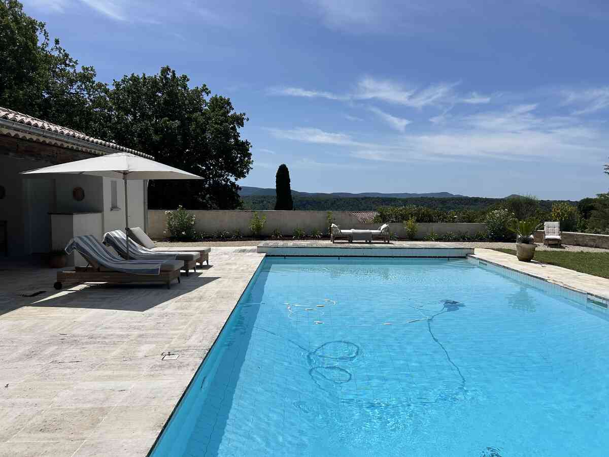 13 - Exceptional, renovated stone farmhouse: Villa: Pool